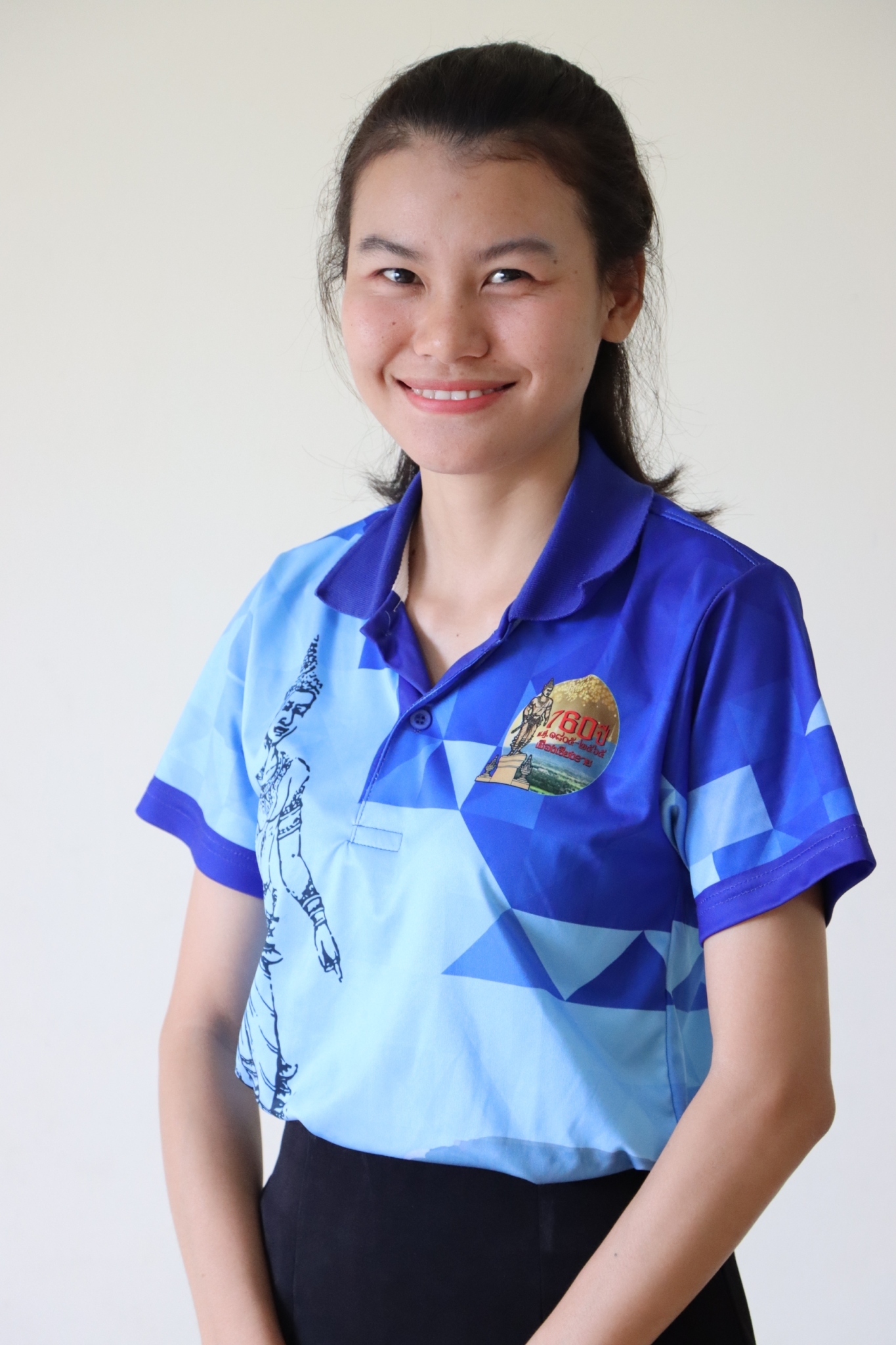 นางสาวศิริพร ต๊ะต้องใจ